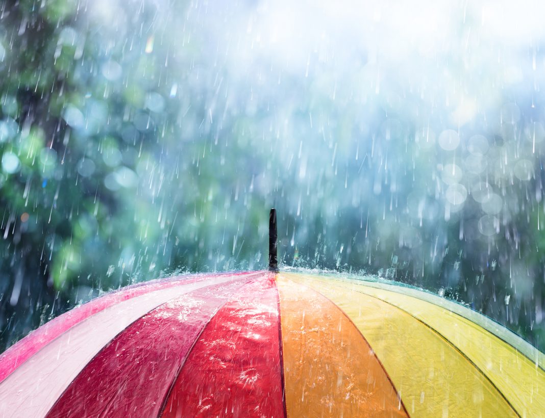 Rain On Rainbow Umbrella Immagine